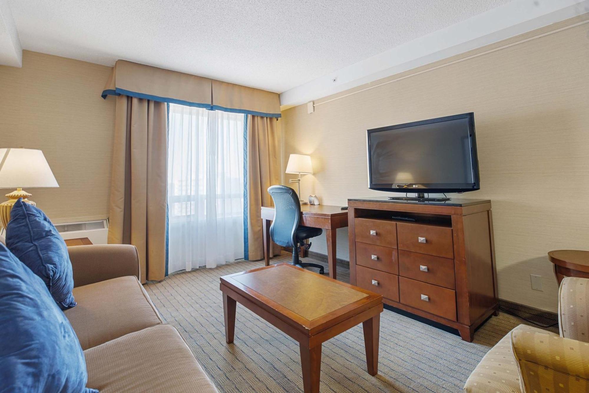 Sandman Hotel & Suites London Downtown エクステリア 写真