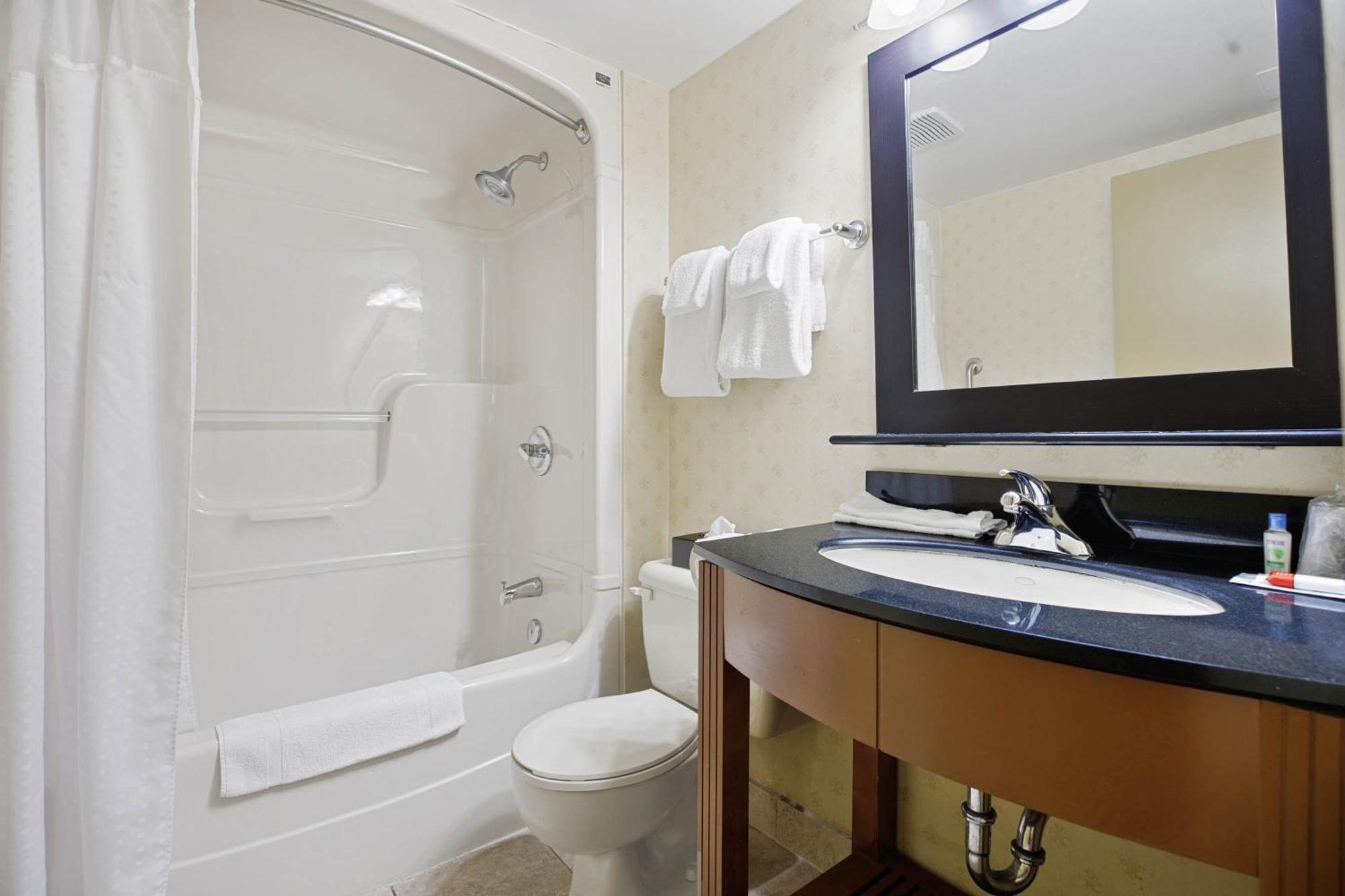 Sandman Hotel & Suites London Downtown エクステリア 写真