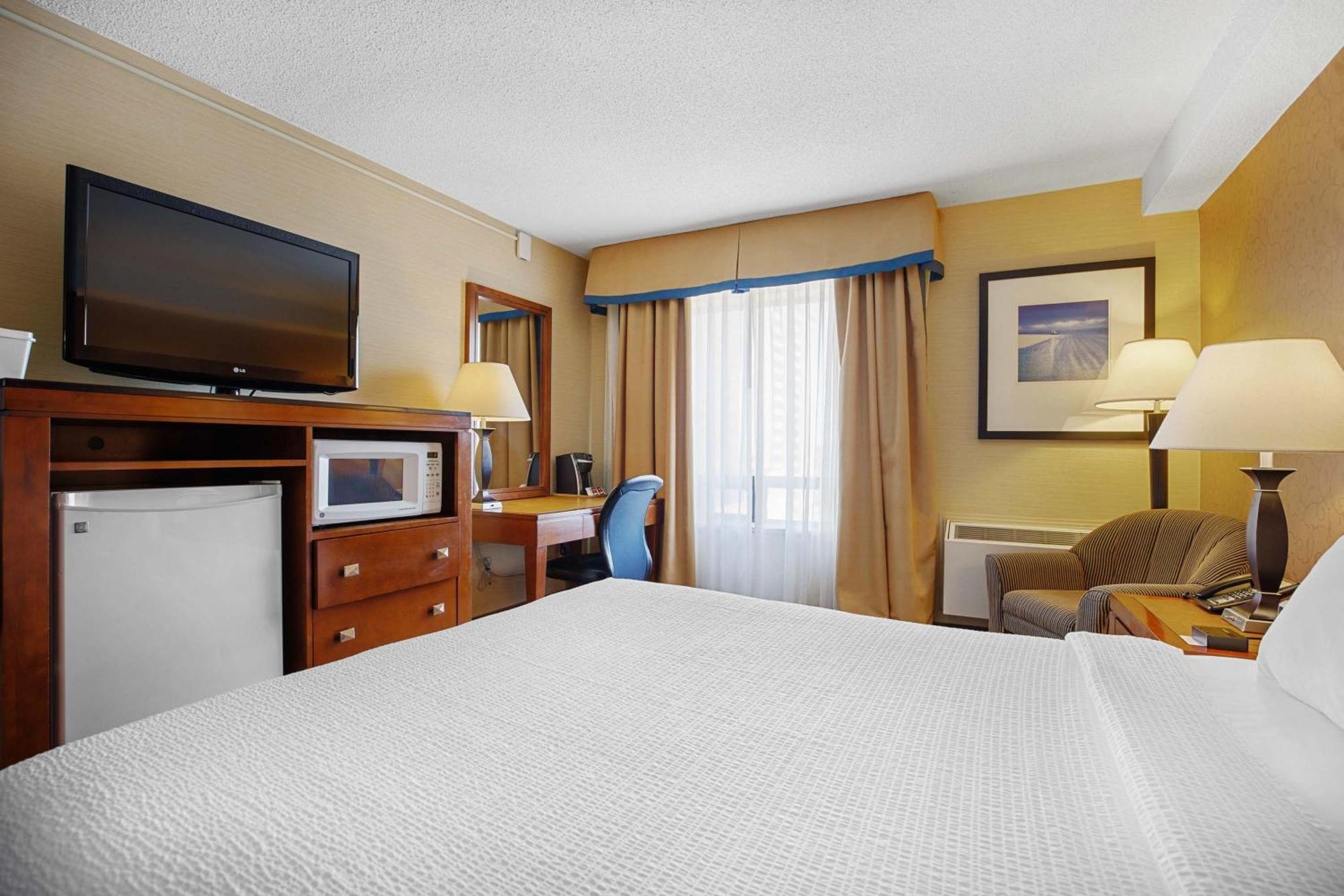 Sandman Hotel & Suites London Downtown エクステリア 写真
