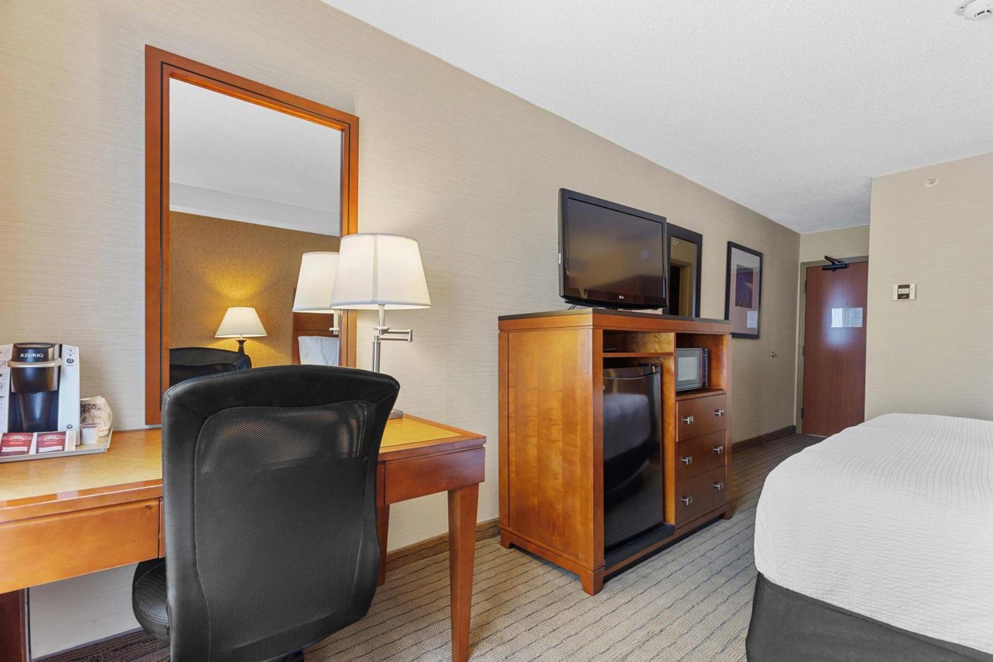Sandman Hotel & Suites London Downtown エクステリア 写真