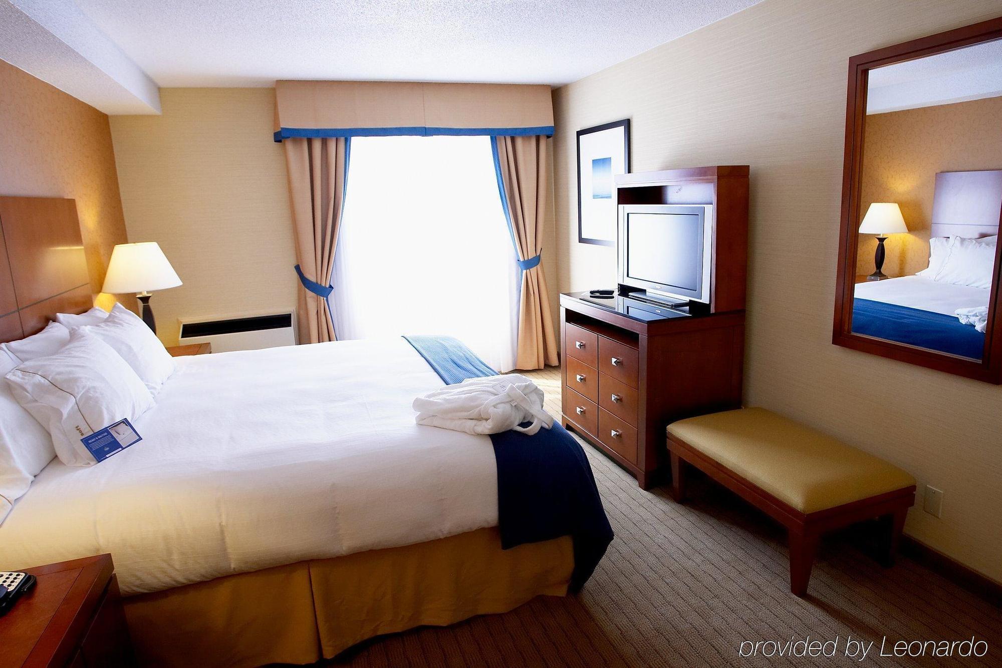 Sandman Hotel & Suites London Downtown 部屋 写真