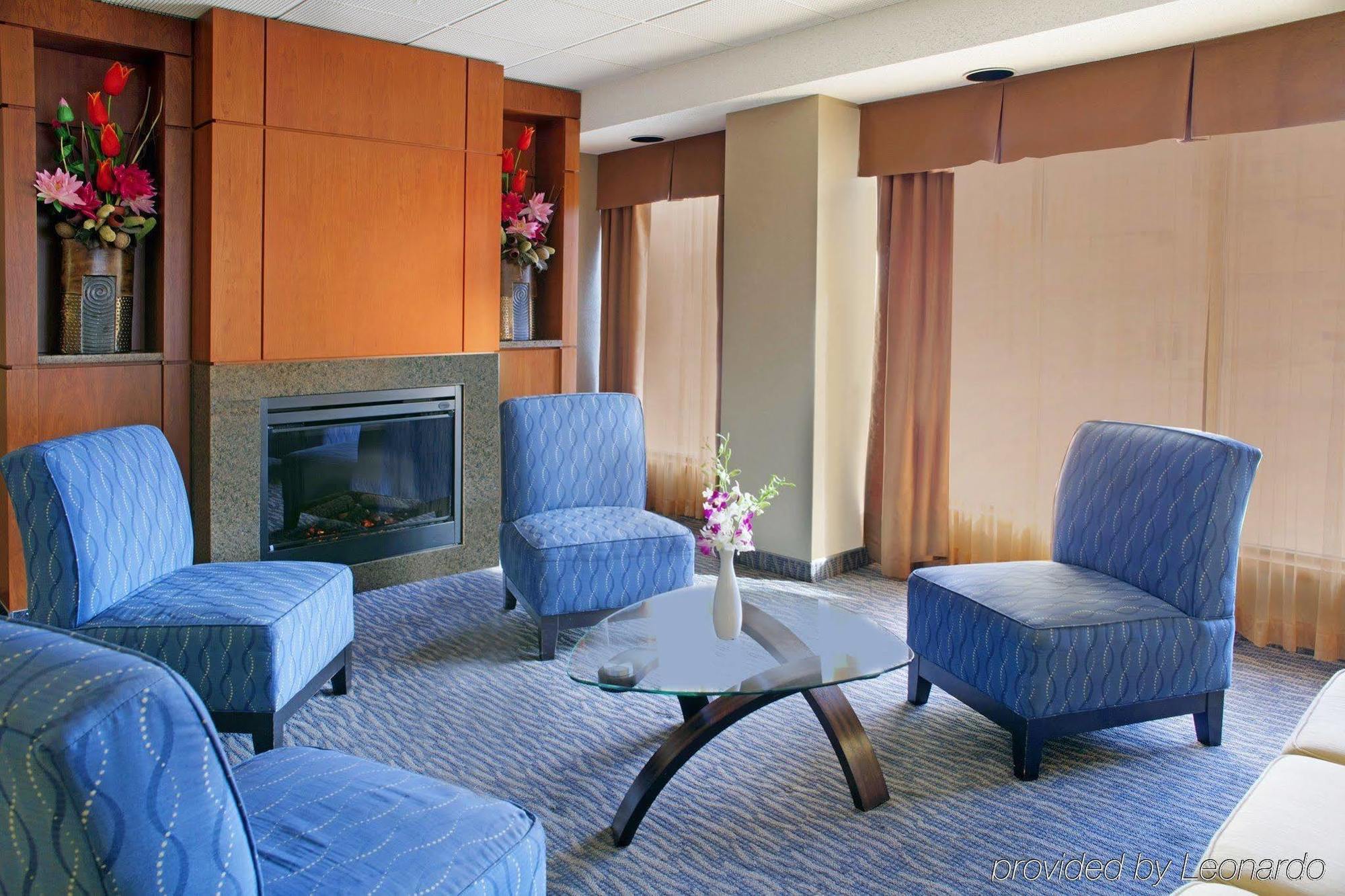 Sandman Hotel & Suites London Downtown エクステリア 写真